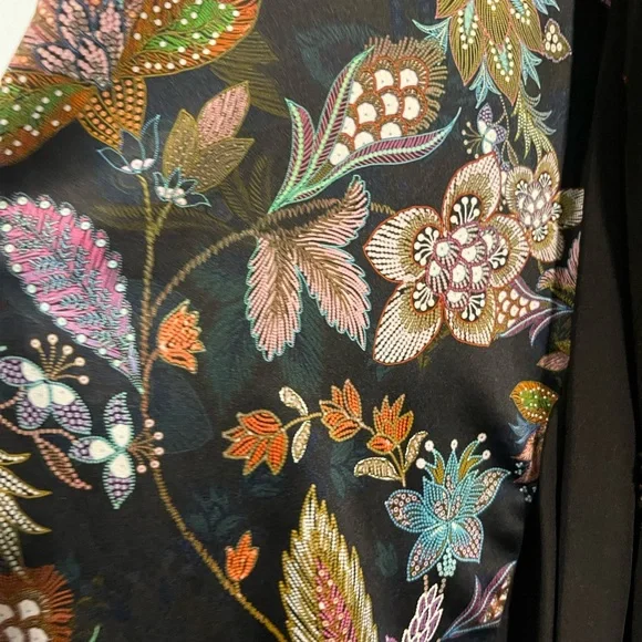 Johnny Was NWT Black Floral Cape - Picture 11 of 13